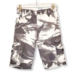 Kid's Wrangler Authentic® Cargo Shorts in White Camo